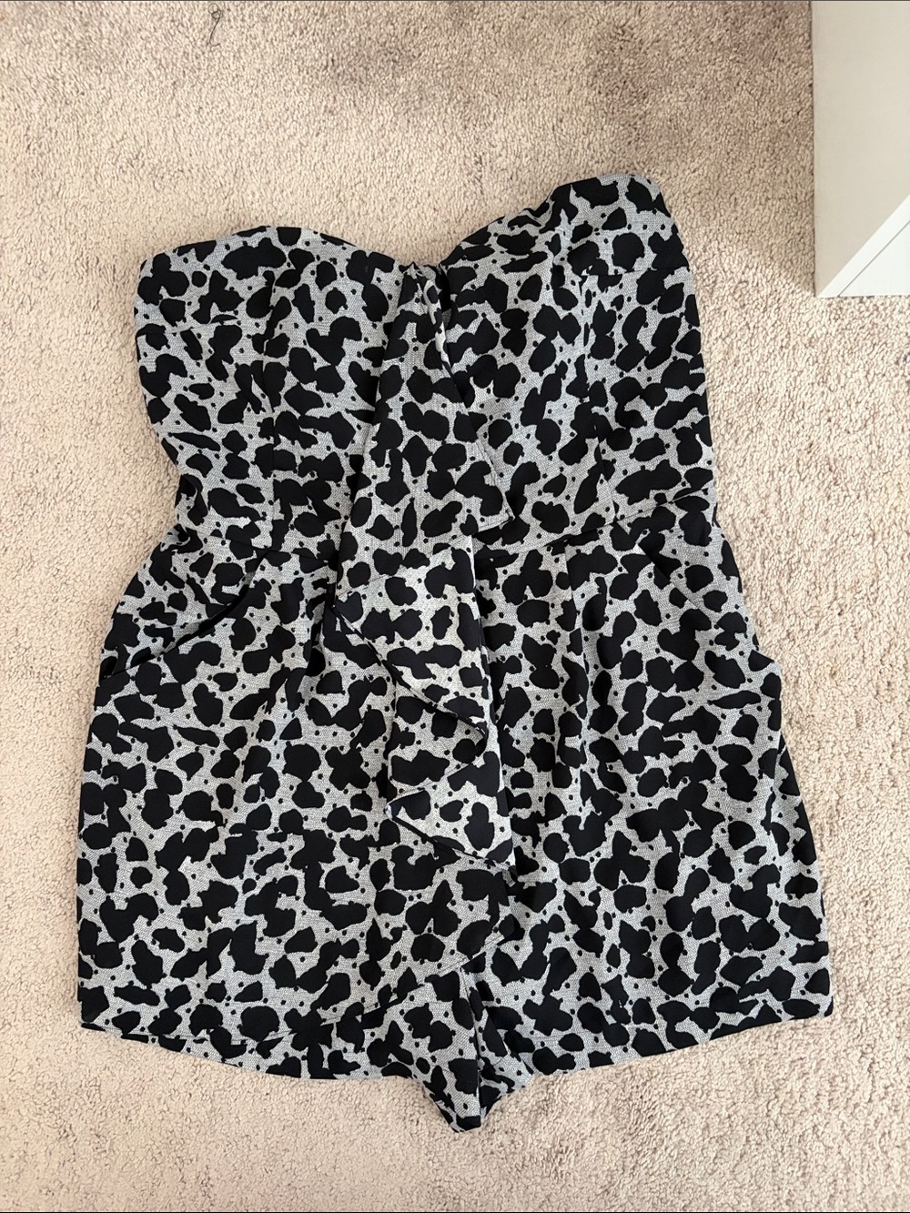 Express Black and White Strapless Printed Romper